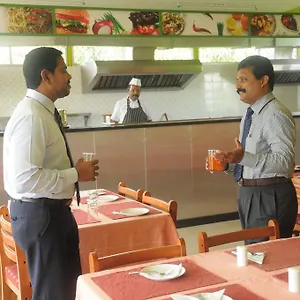 https://dreamz-hotel.kerala-hotels.net