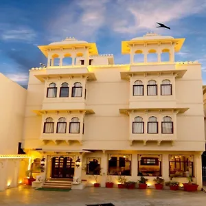Hotel Boheda Palace