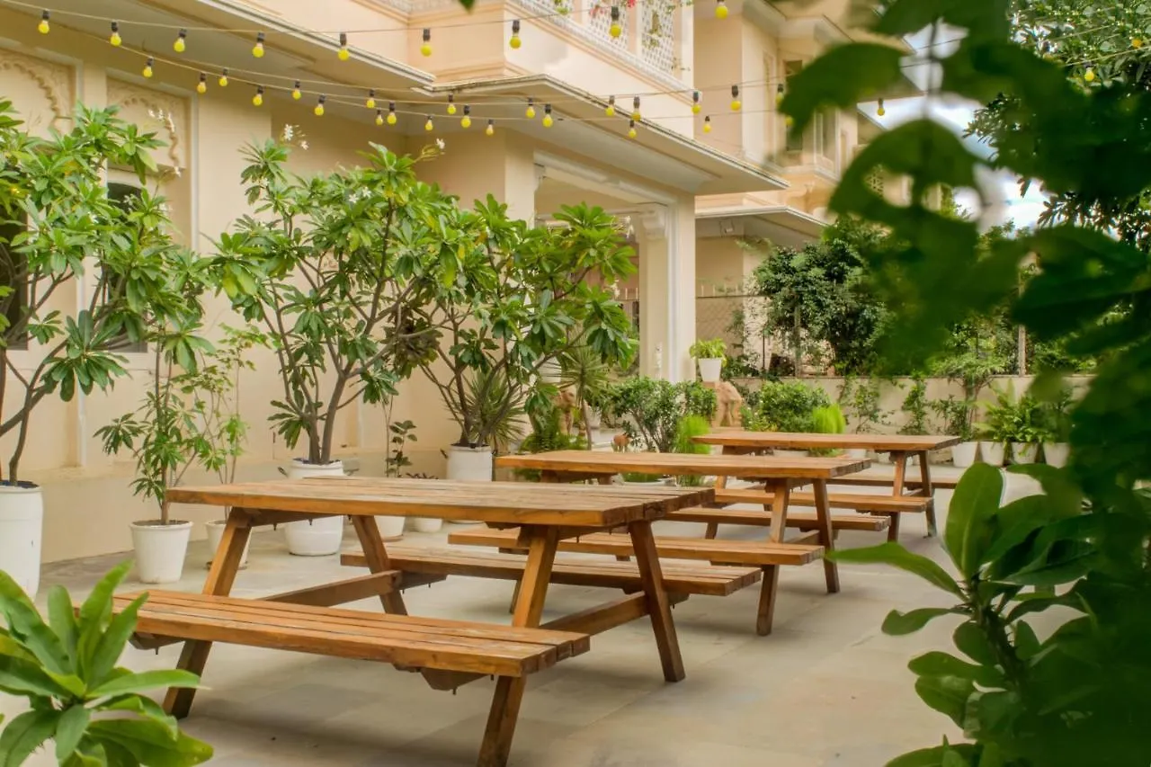 Akshay Niwas Boutique Luxury Hotel Udaipur 4*,  India